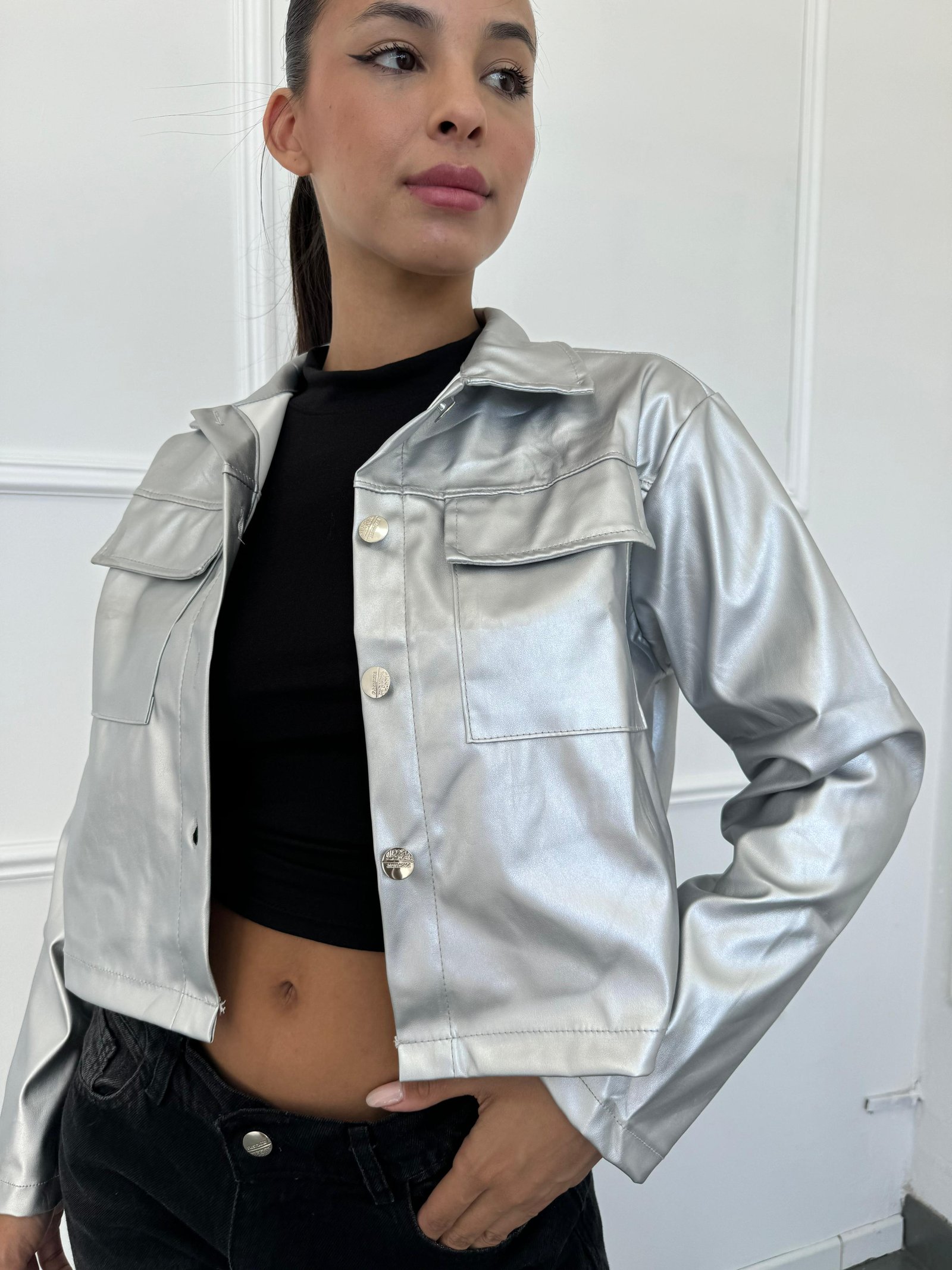 WhatsApp Image 2025-02-11 at 13.51.54 CAMPERA CORTA ENGOMADA