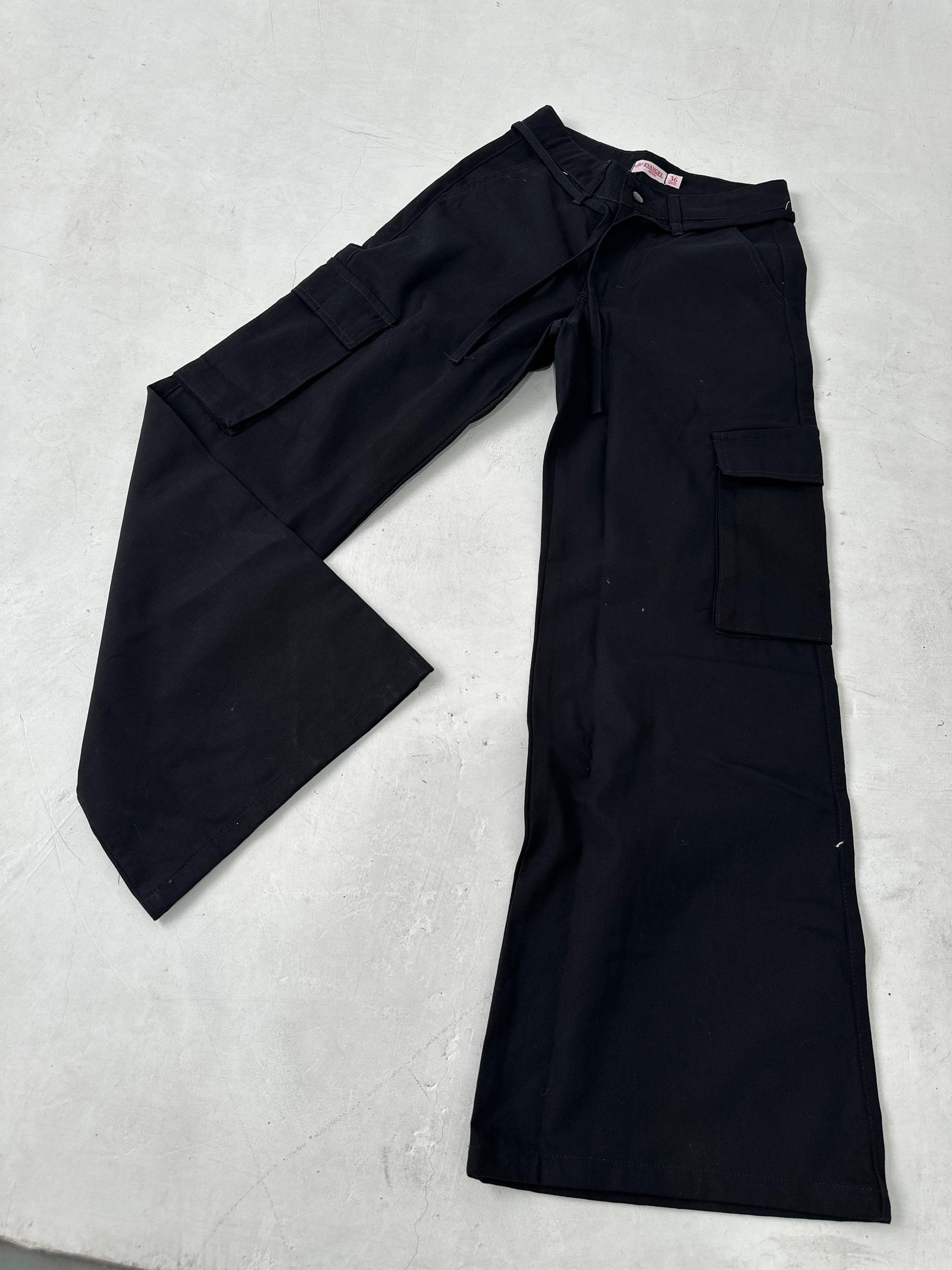 WIDE CARGO TIRAS NEGRO