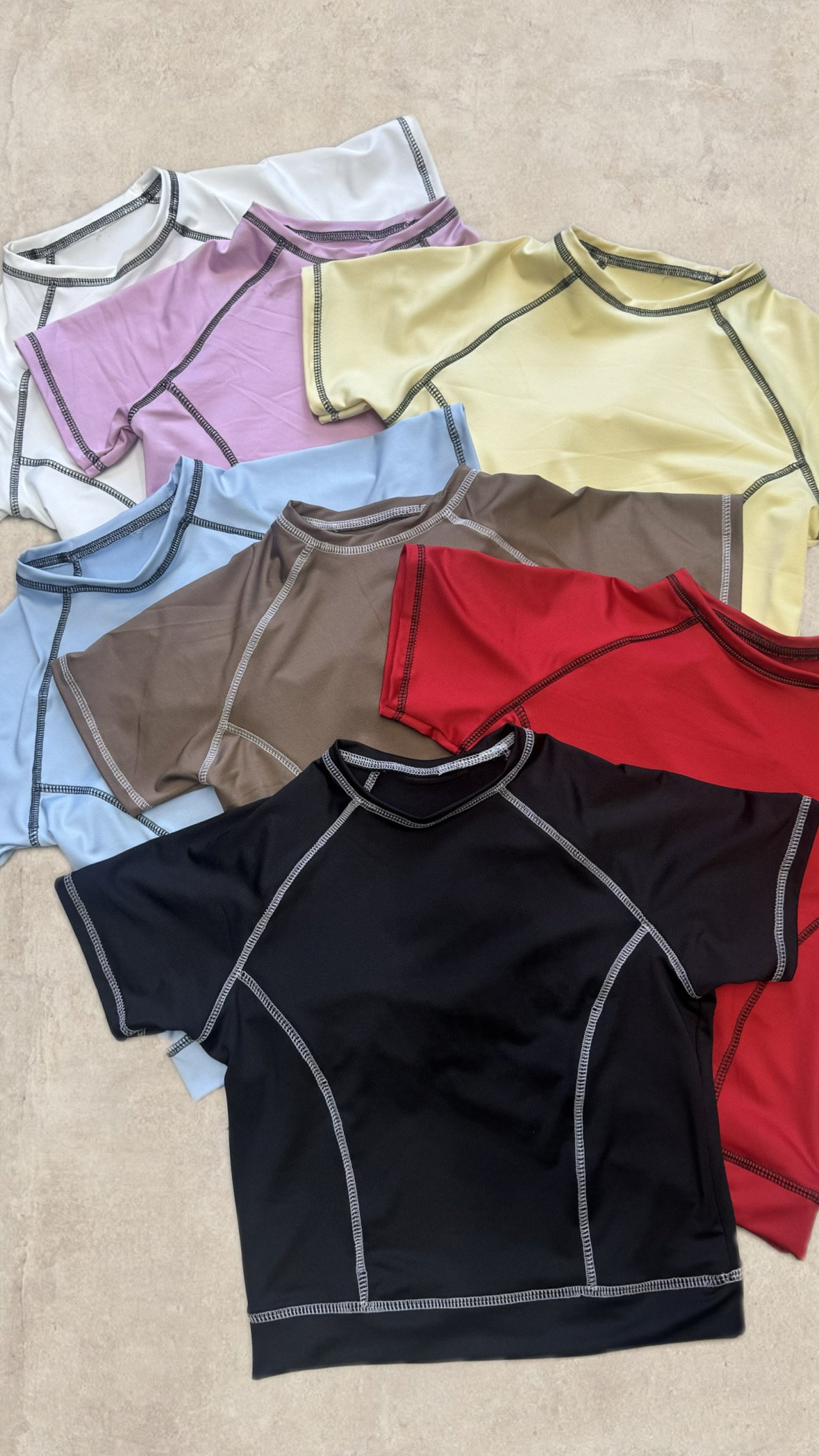 TOP REMERA MAIA