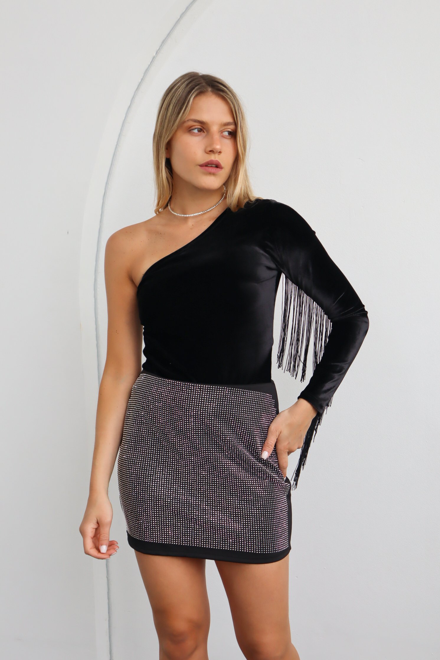 POLLERA CARGO NEGRO TIRO BAJO ART 062