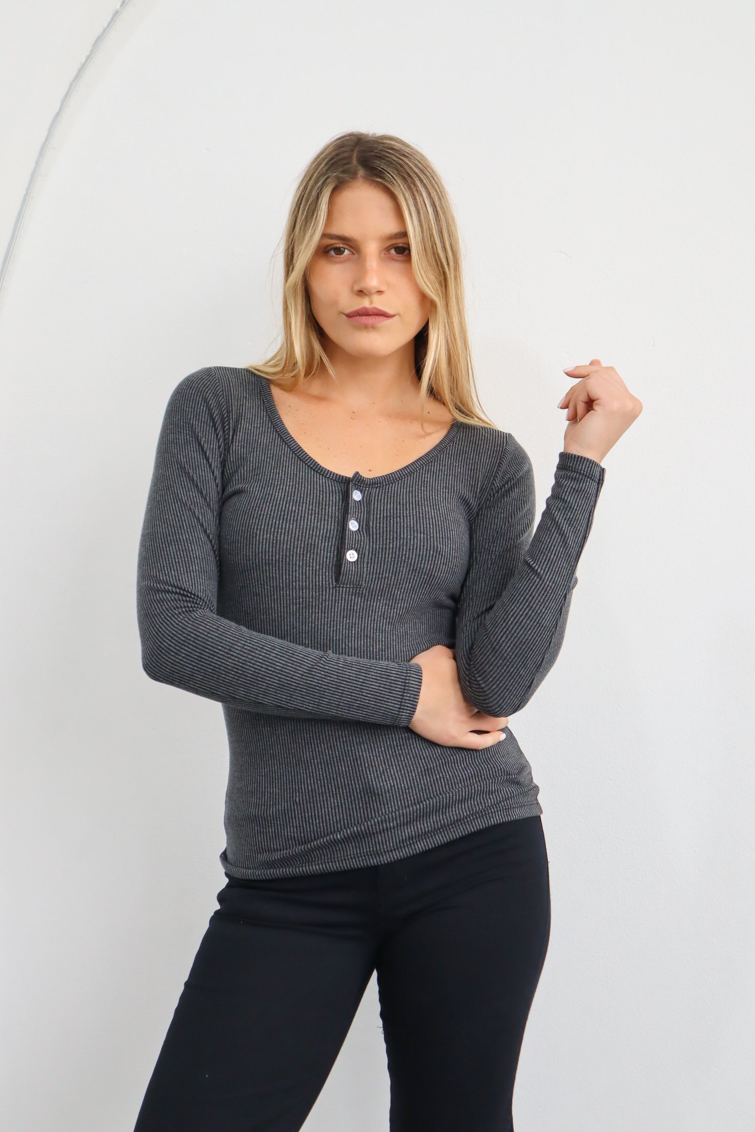 IMG_0434 CAMISETA LARGA CON BOTONES VINTAGE RIBB