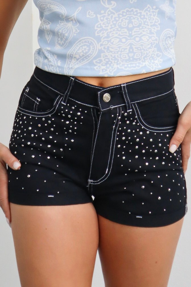 SHORT MOM NEGRO CON BRILLO