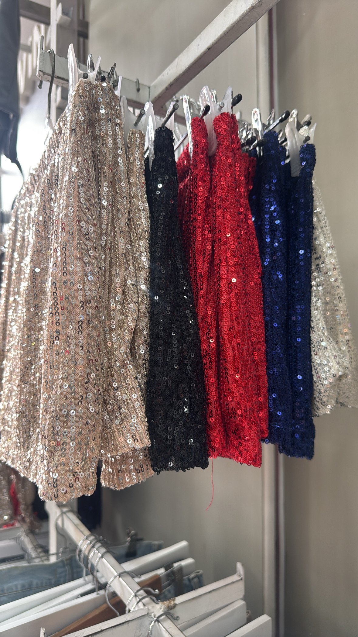 SHORT POLLERA LENTEJUELAS