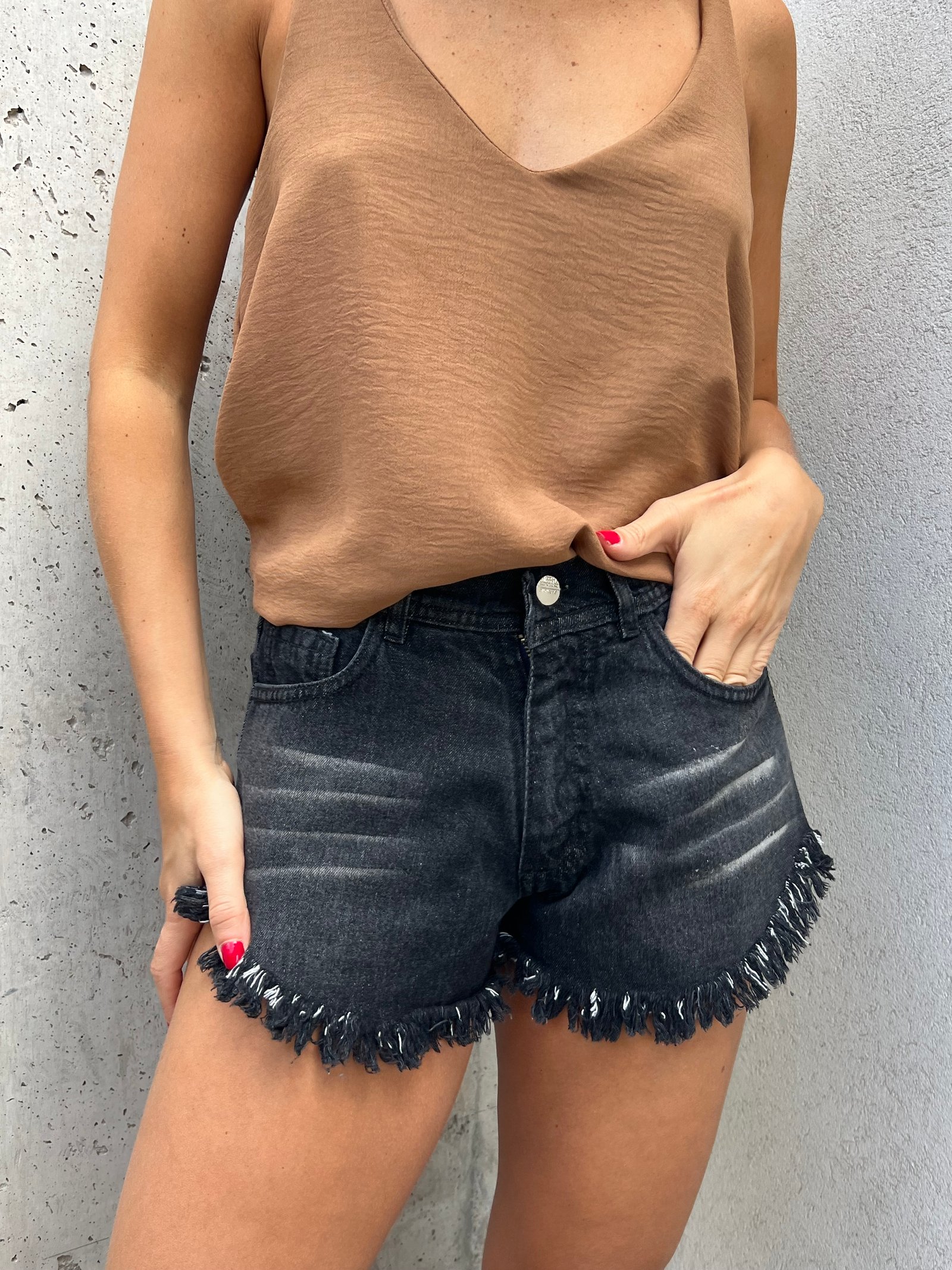 SHORT DEFLECADO JEAN GRIS OSCURO