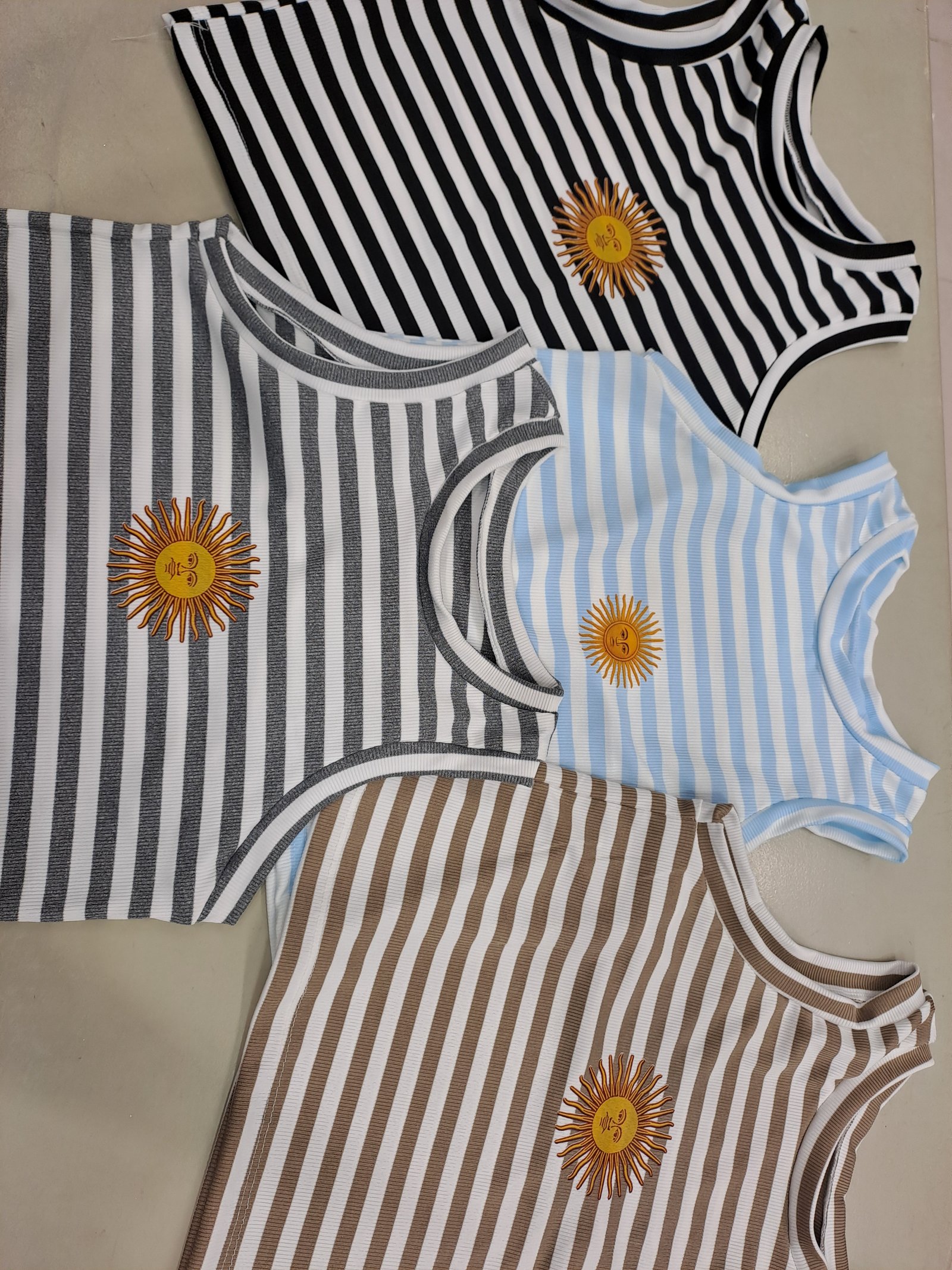 TOP DAMA ARGENTINA CON BRILLO