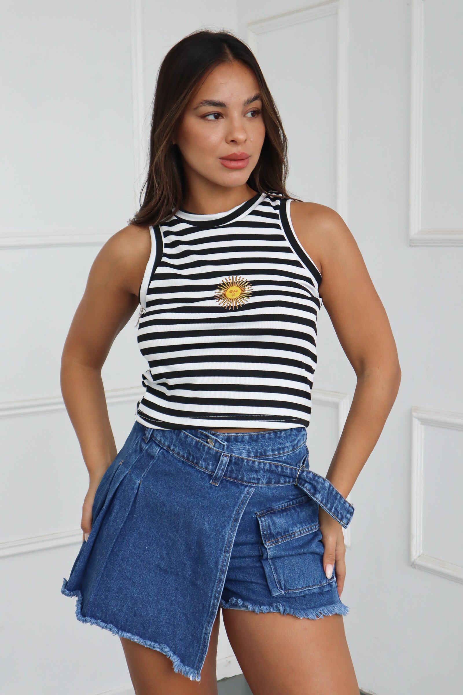 TOP MUSCULOSA SOL DE MAYO RAYAS GRUESAS