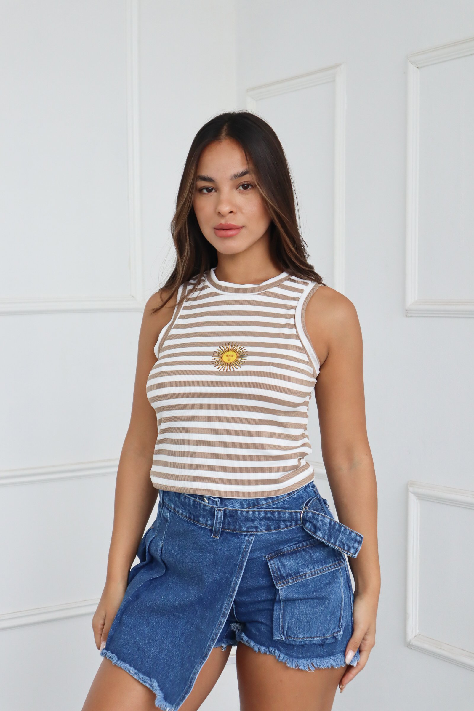 TOP MUSCULOSA SOL DE MAYO RAYAS GRUESAS