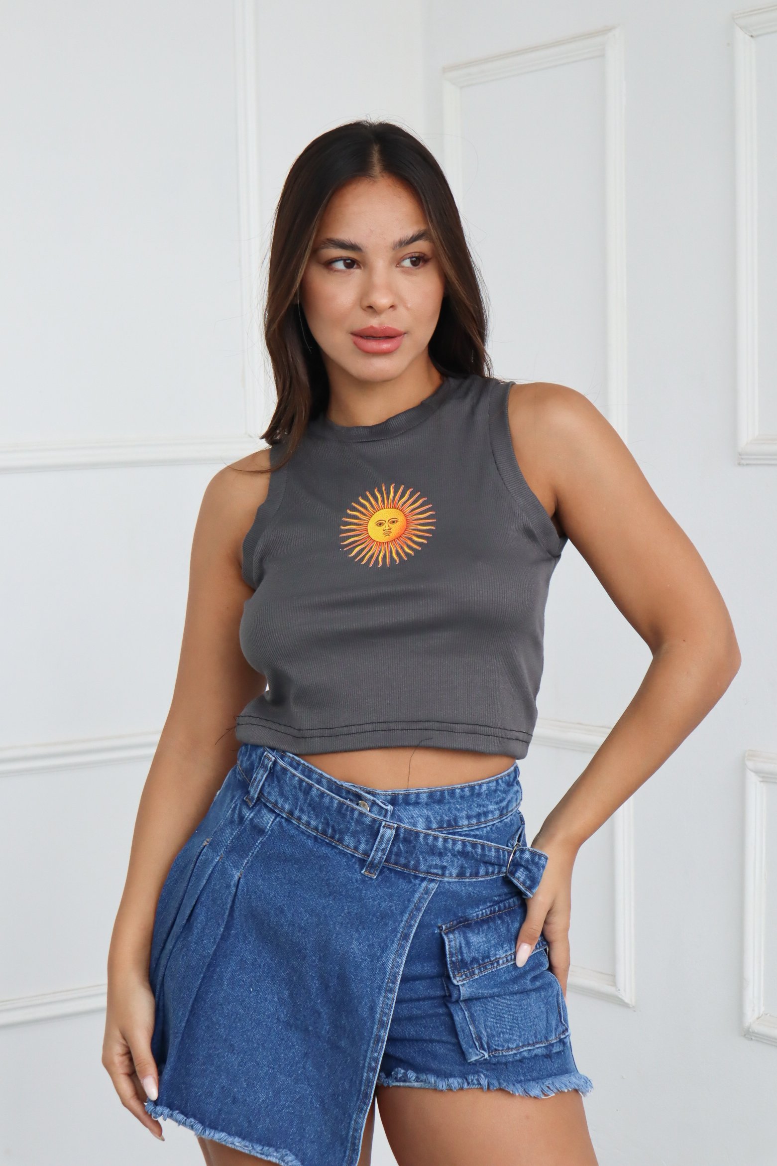 TOP MUSCULOSA SOL DE MAYO LISOS