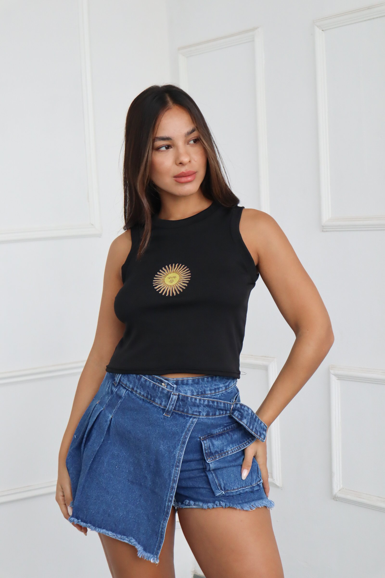 TOP MUSCULOSA SOL DE MAYO LISOS
