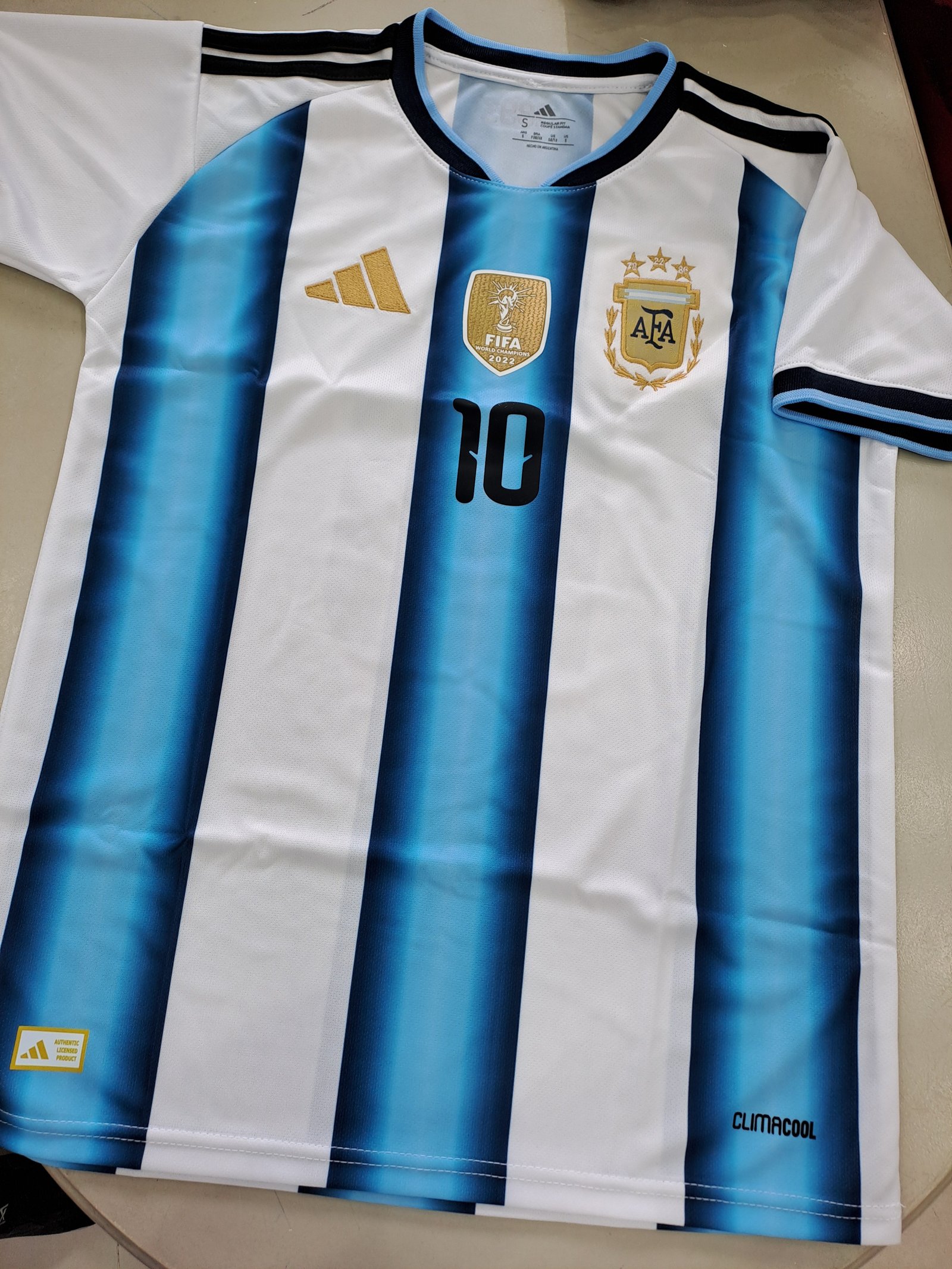 CAMISETA ARGENTINA IMPORTADO BORDADO