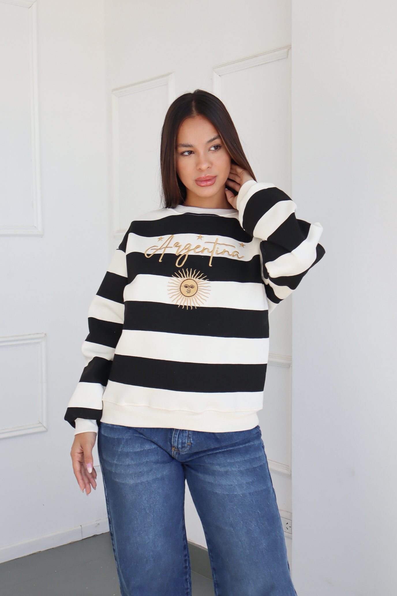 BUZO FRIZA BORDADO "argentina 3 estrellas"