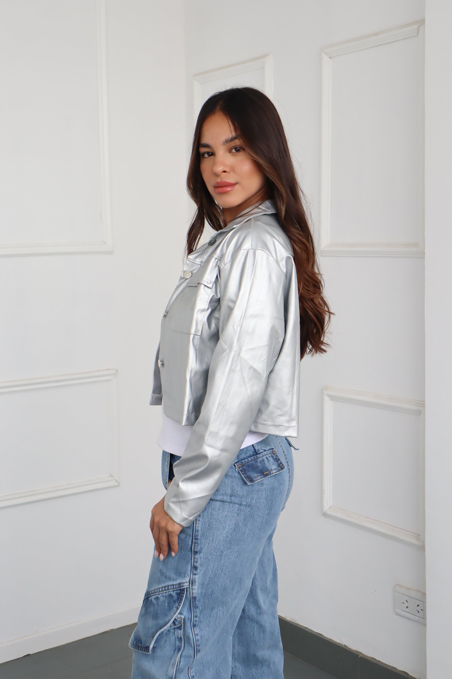 CAMPERA CORTA ENGOMADO ESCUDO