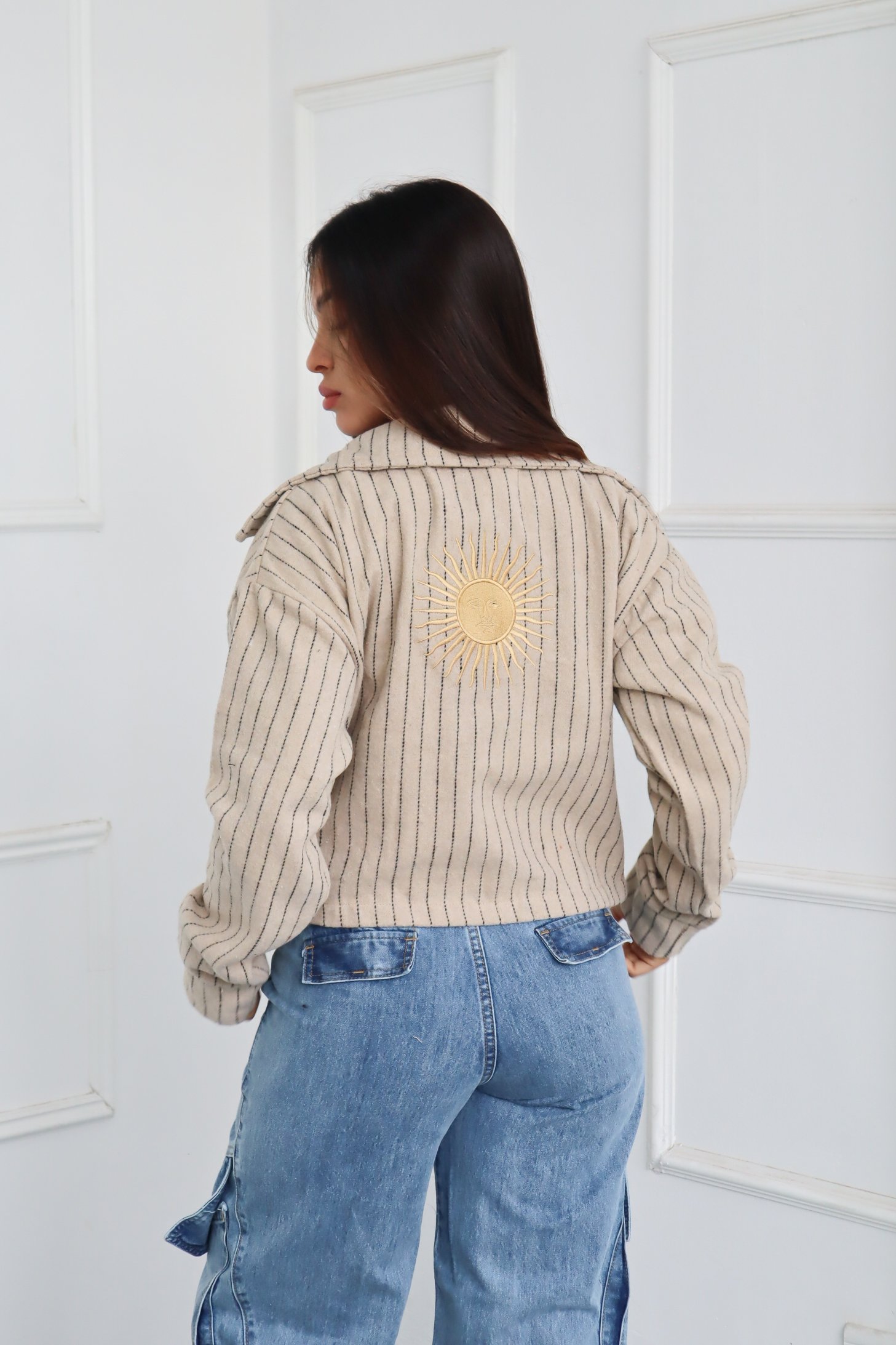 CAMPERA RAYADA SOL DE MAYO BORDADO