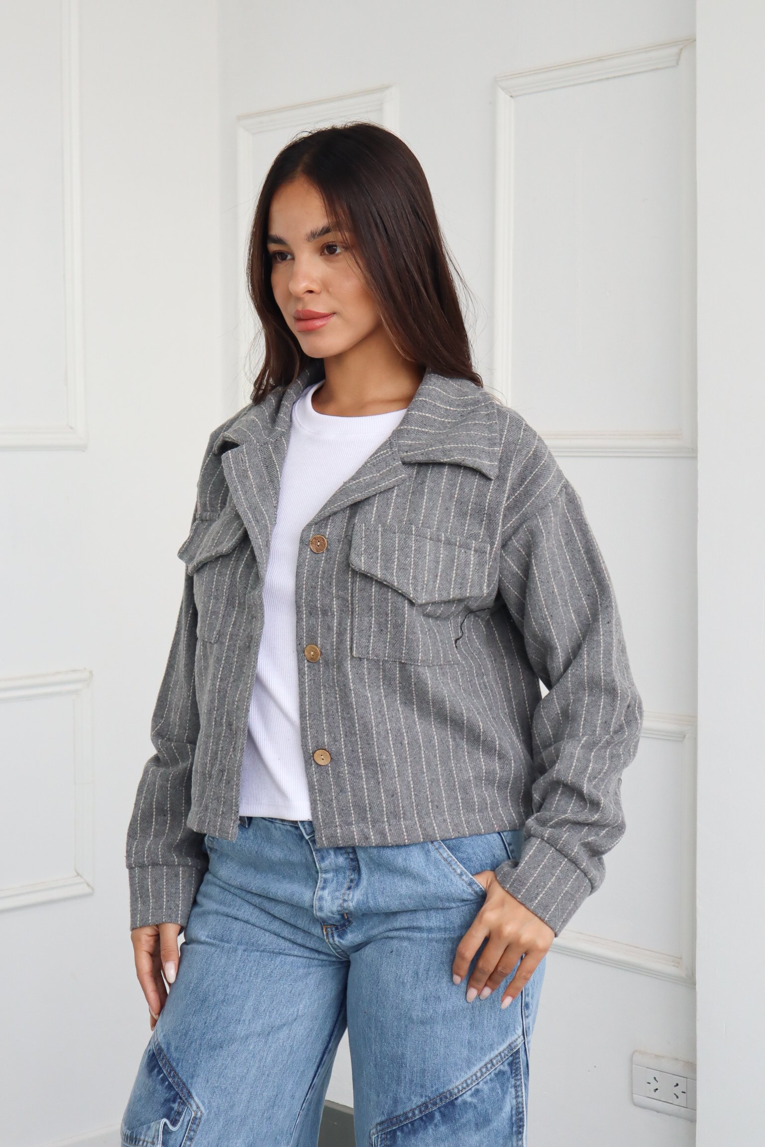 CAMPERA RAYADA SOL DE MAYO BORDADO