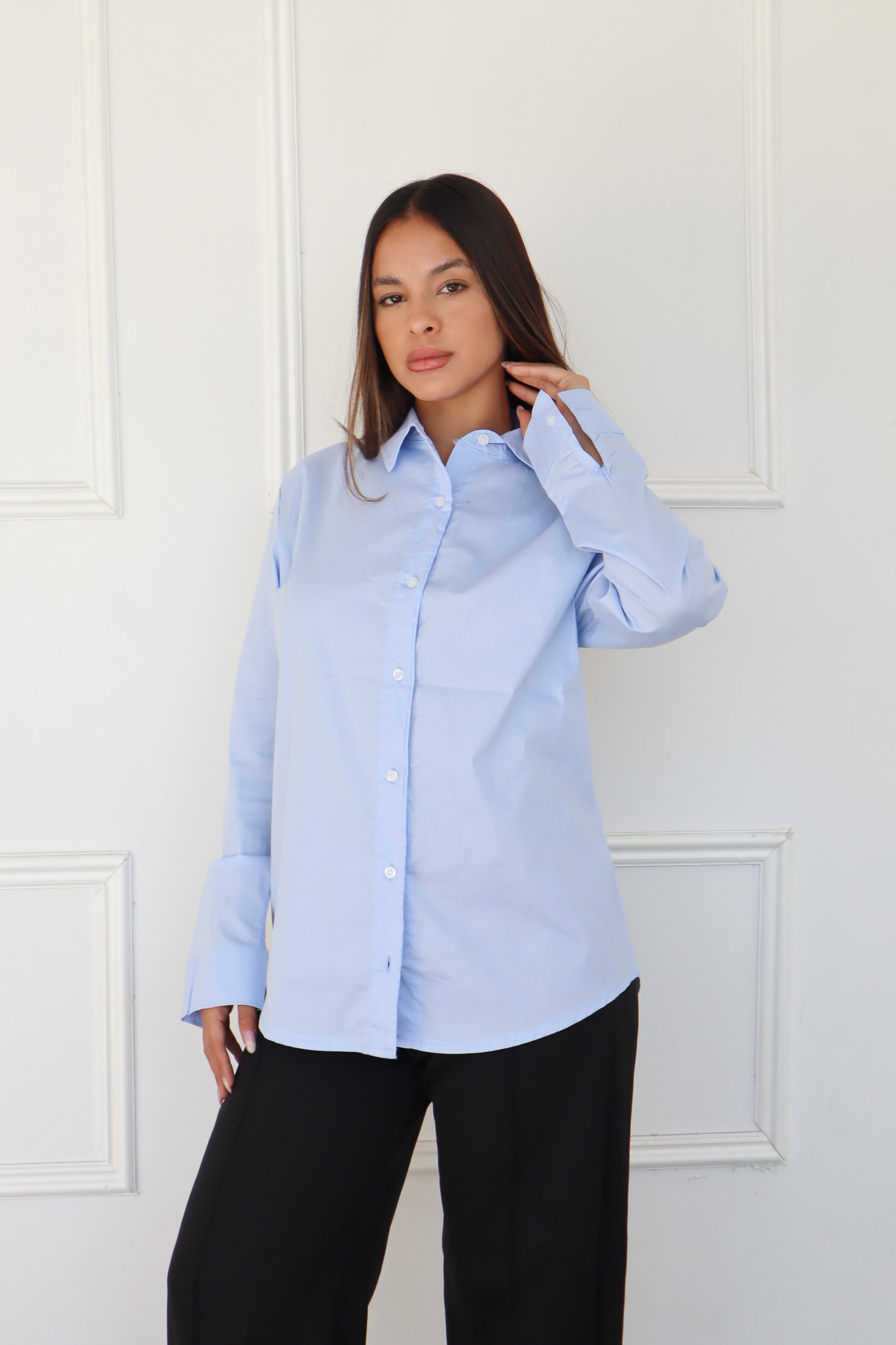 CAMISA ELASTIZADA CLASICA