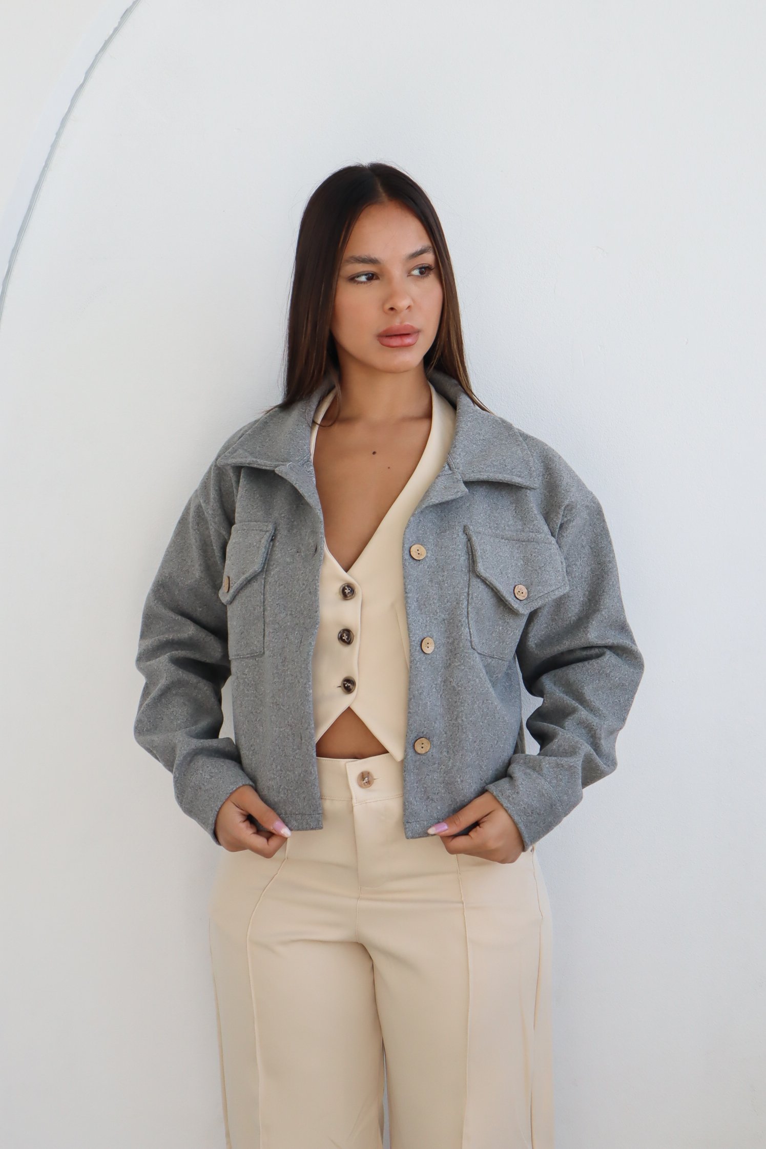 CAMPERA CORTA DE PAÑO GRUESO