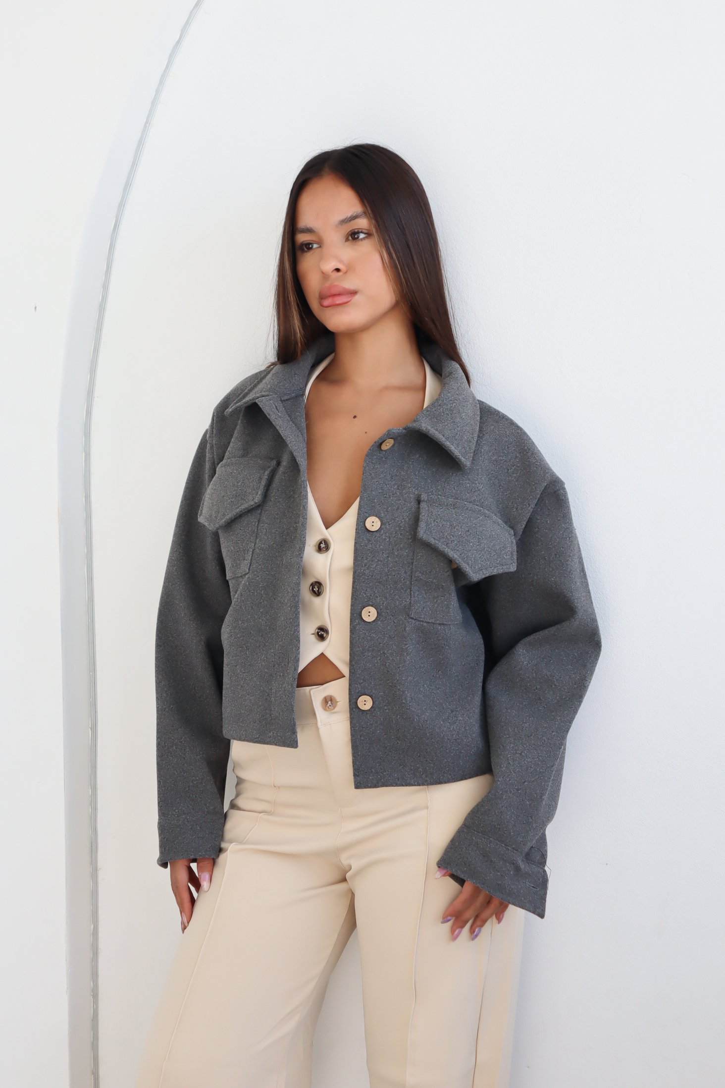 CAMPERA CORTA DE PAÑO GRUESO