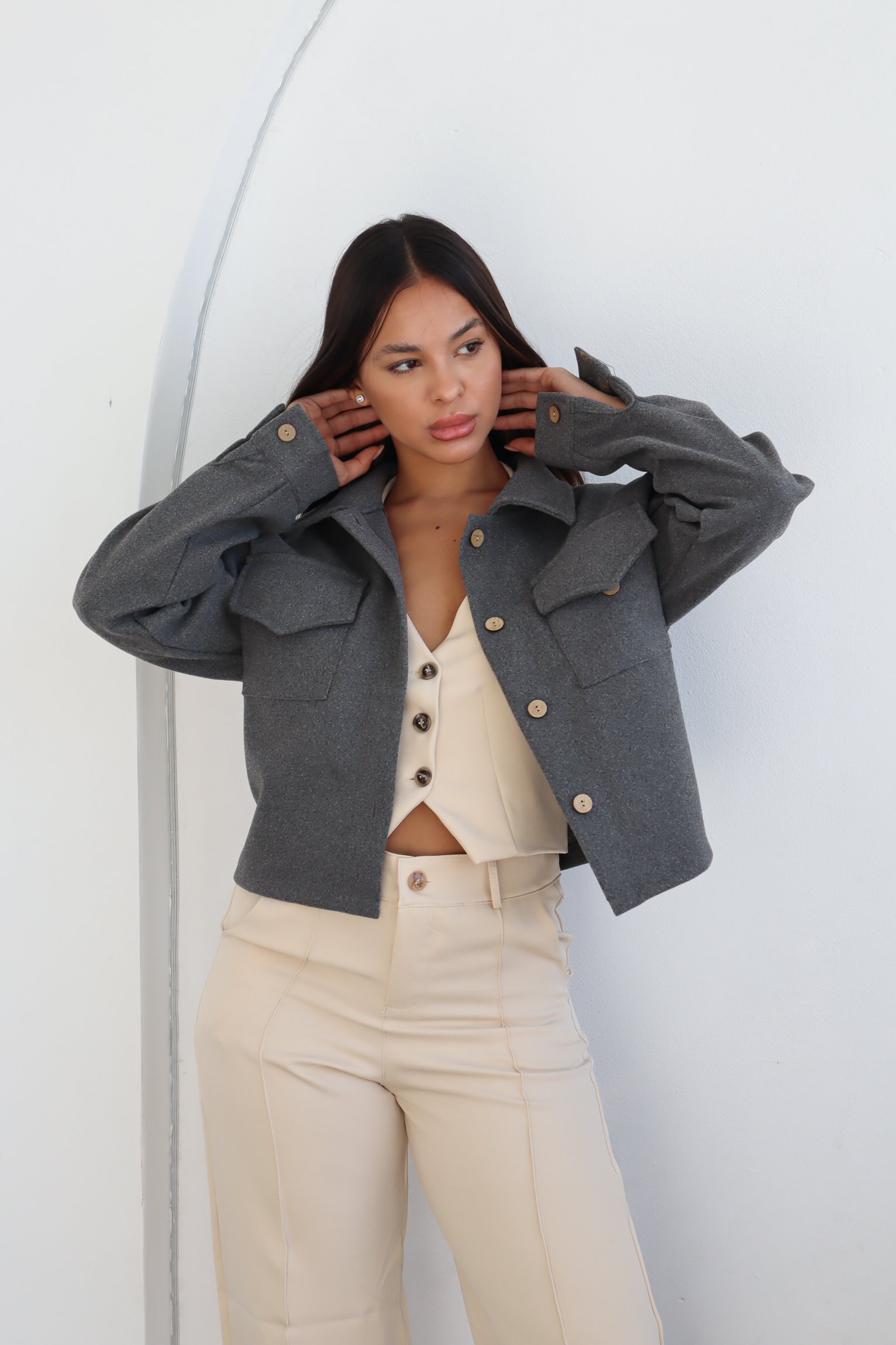 CAMPERA CORTA DE PAÑO GRUESO