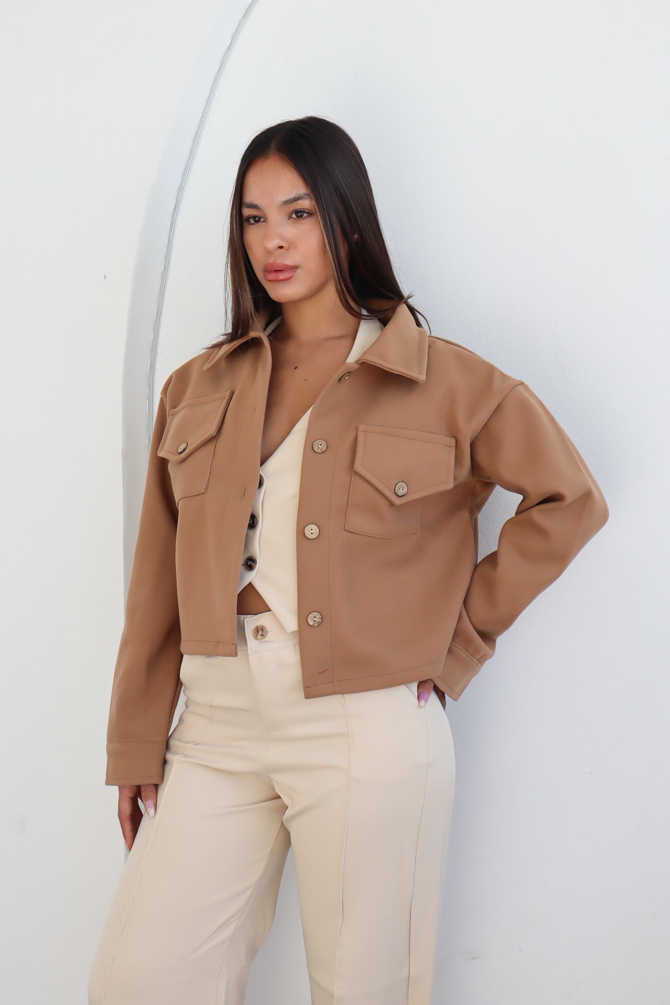 CAMPERA CORTA DE PAÑO GRUESO