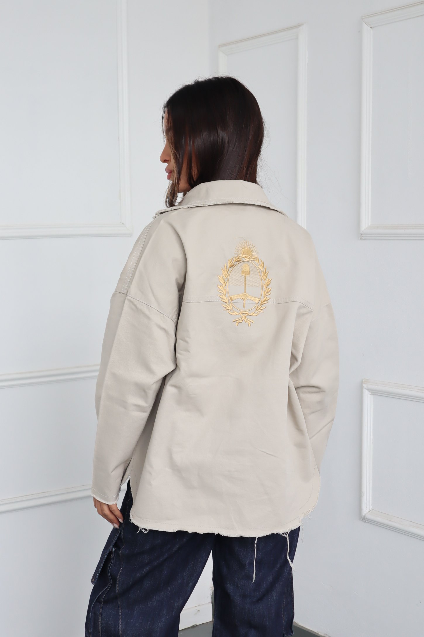 CAMISACO ESCUDO BORDADO