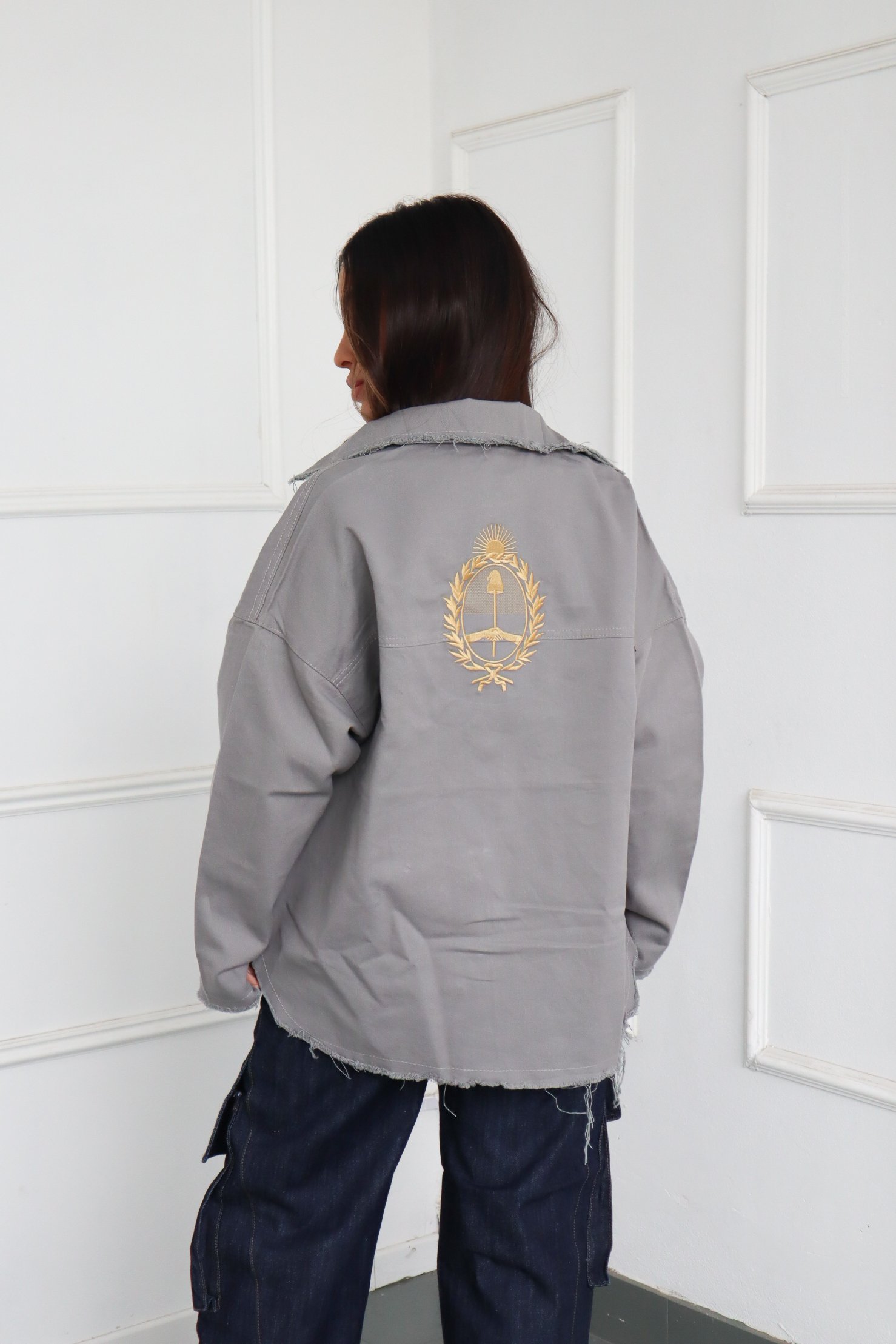 CAMISACO ESCUDO BORDADO