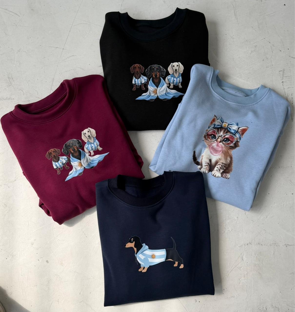 BUZO DE FRIZA ESTAMPADOS perritos o gatitos argentina