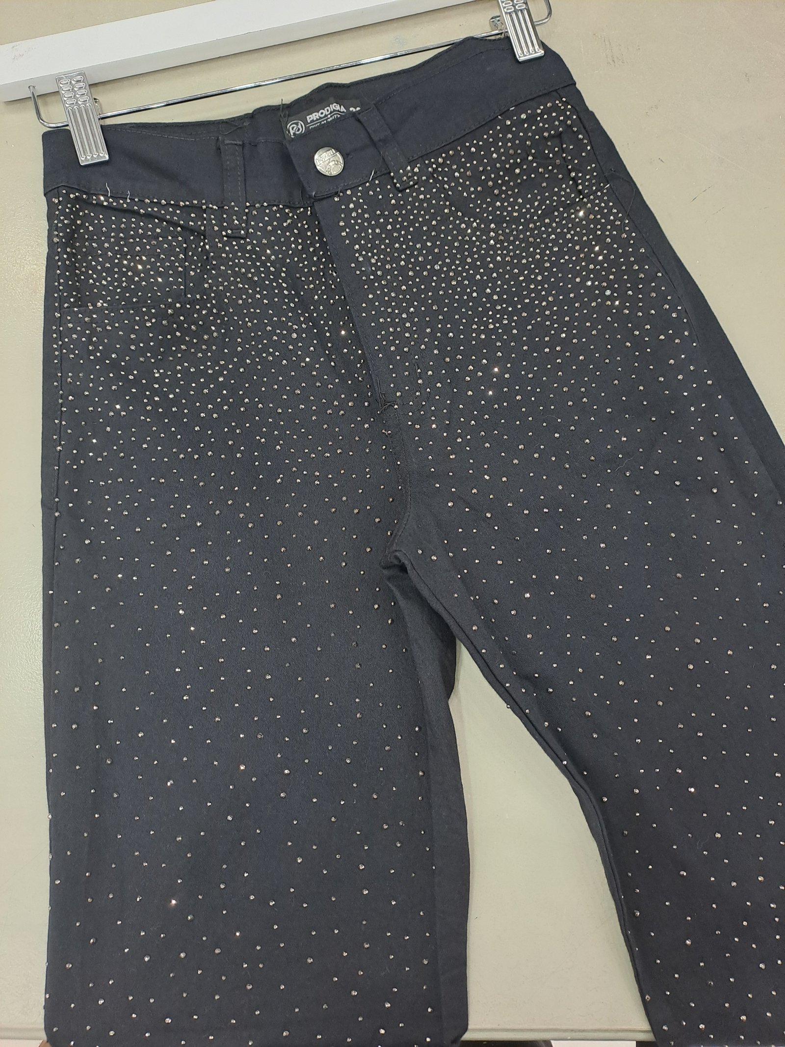 WIDE LEG NEGRO ELASTIZADO CON MUCHO BRILLOS