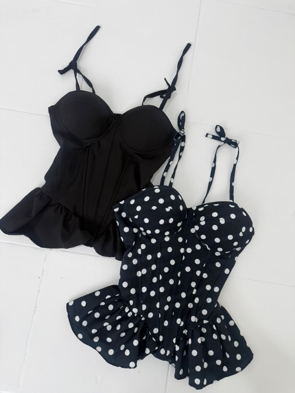 IMG-20261007-WA0135 CORSET VOLADO LUNARES/LISO